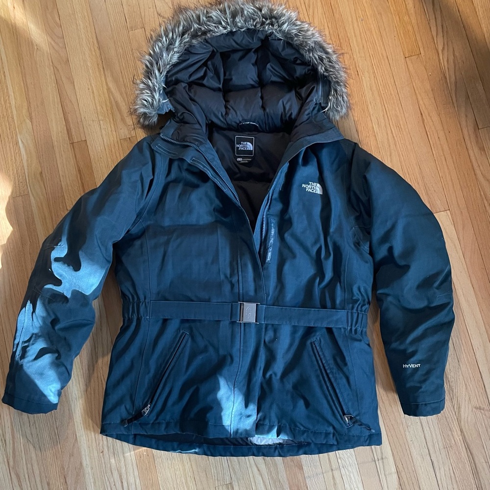 North Face parka in a blue/teal/black tiny hounds tooth print